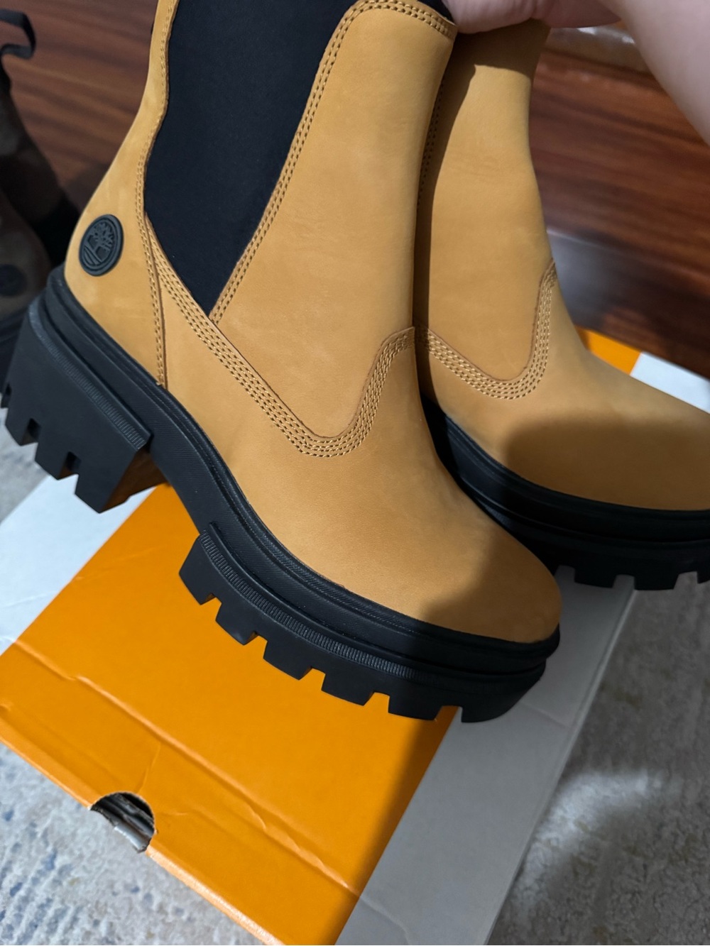 Timberland Women’s Everleigh Chelsea Boots.